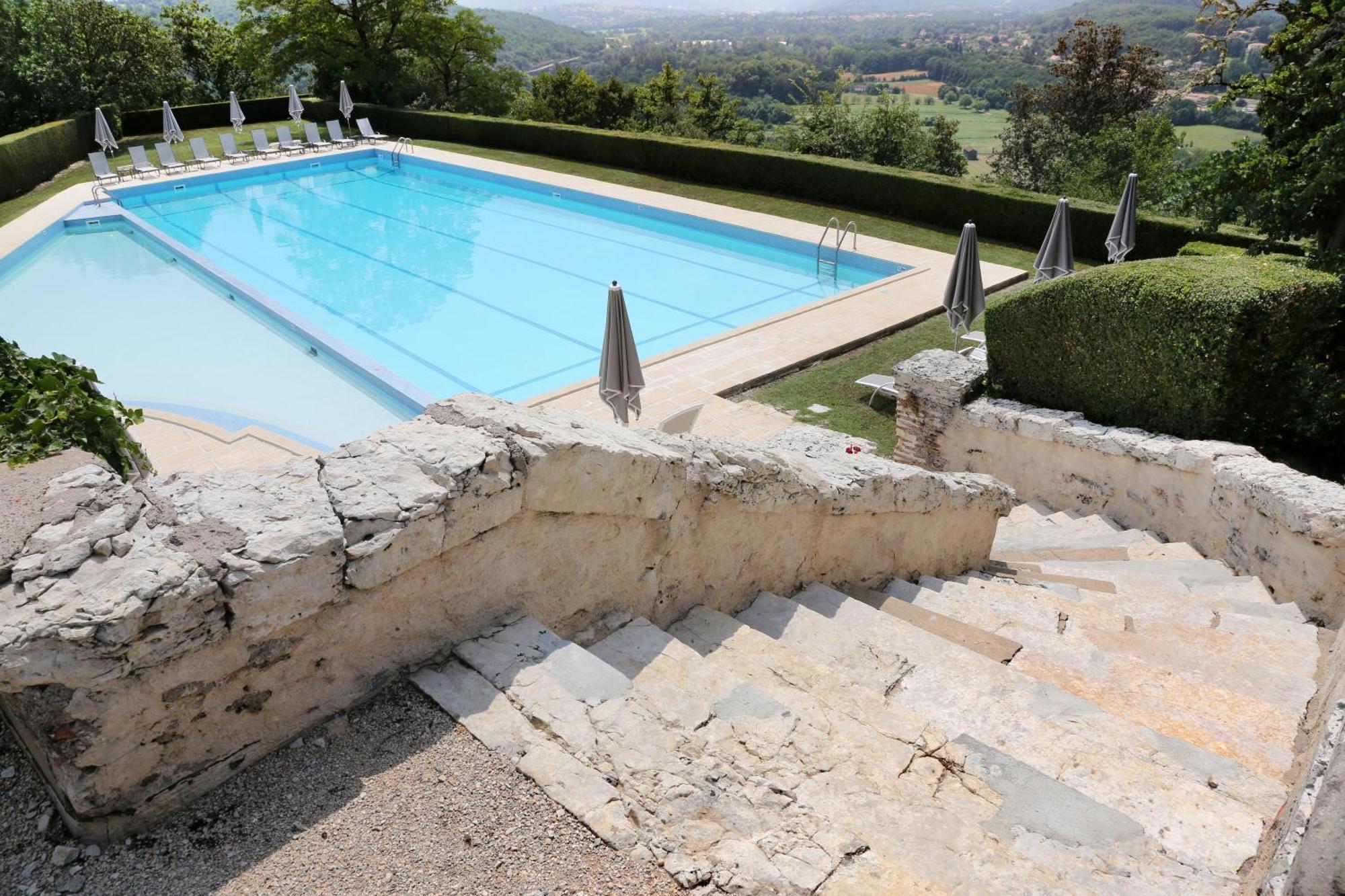 Chateau De Mercues Bagian luar foto
